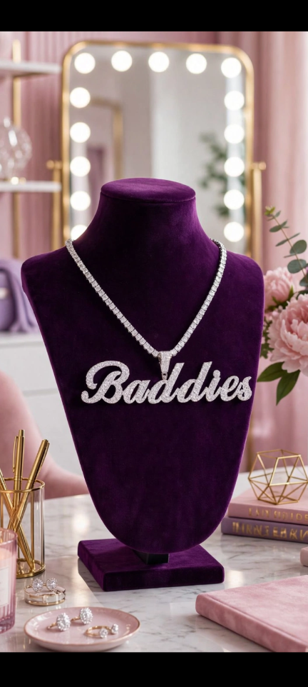 Baddies custom name pendant