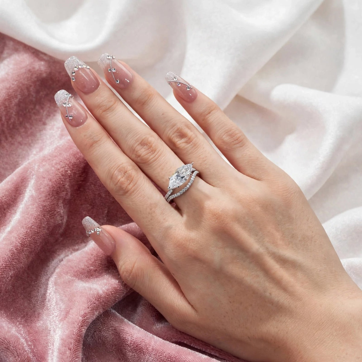 The Marquise Affair — moissanite ring set photo 6