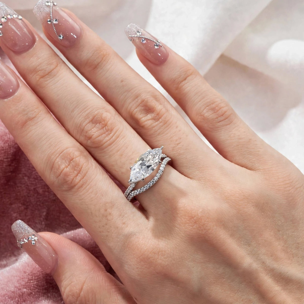 The Marquise Affair — moissanite ring set photo 5