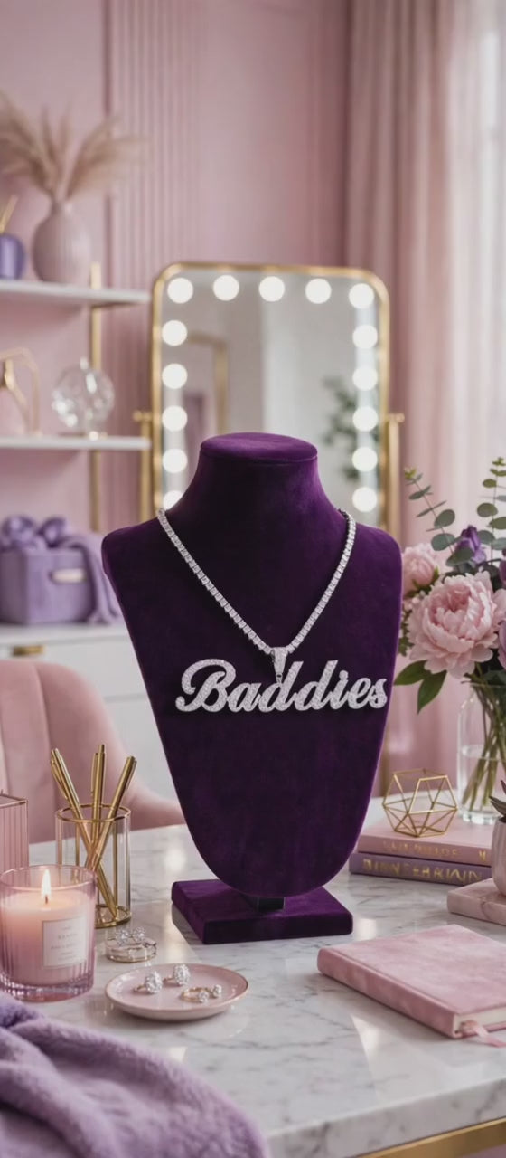 The Signature custom name pendant — 20-second video